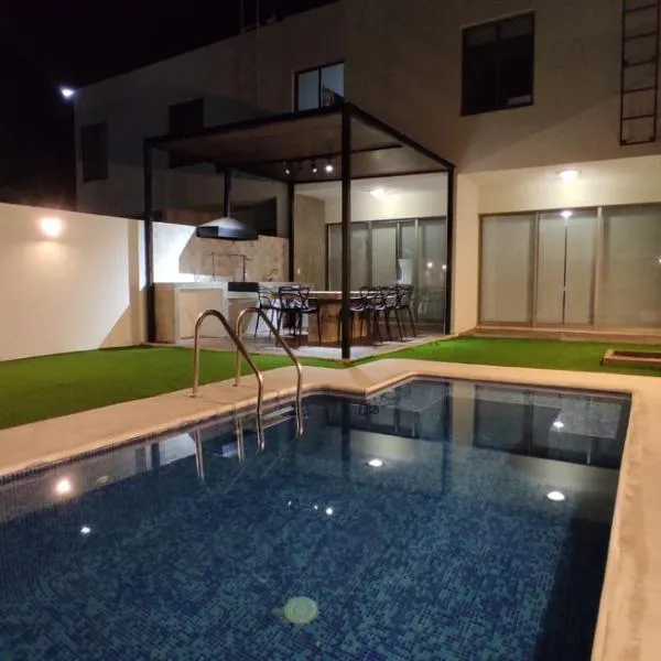 New House with Private Pool, hotel sa Manzanillo