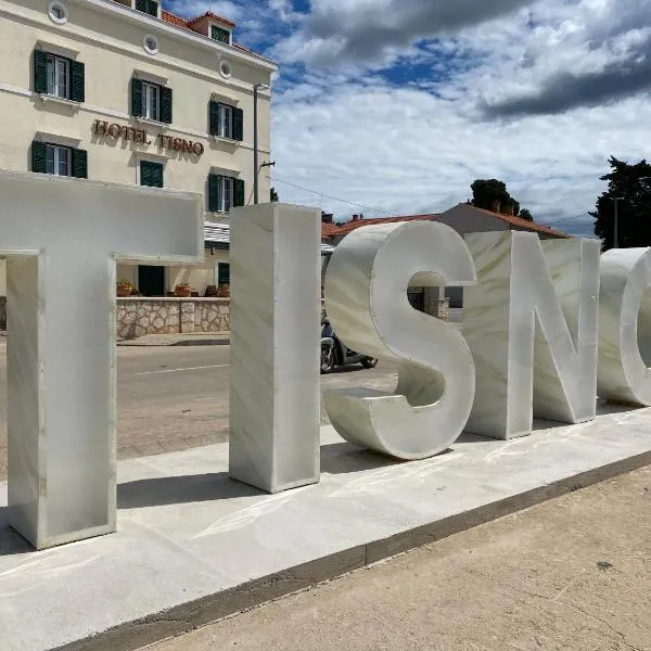 Casa Bazinga, hotel in Tisno