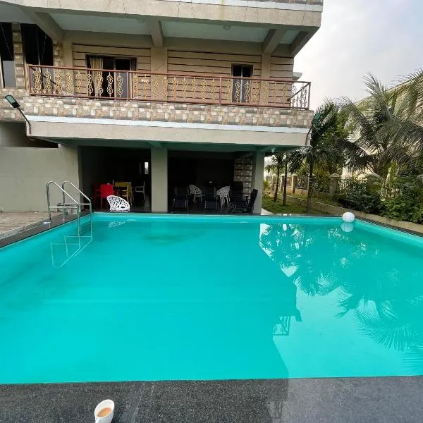 Neville's Villa - Pet friendly with Pool, hotell i Nagaon