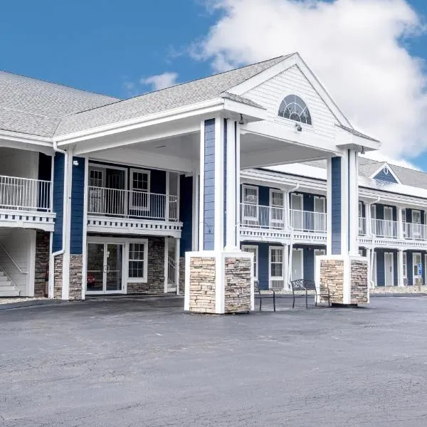 Hilltop Inn & Suites, near Foxwoods Casino، فندق في ويسترلي