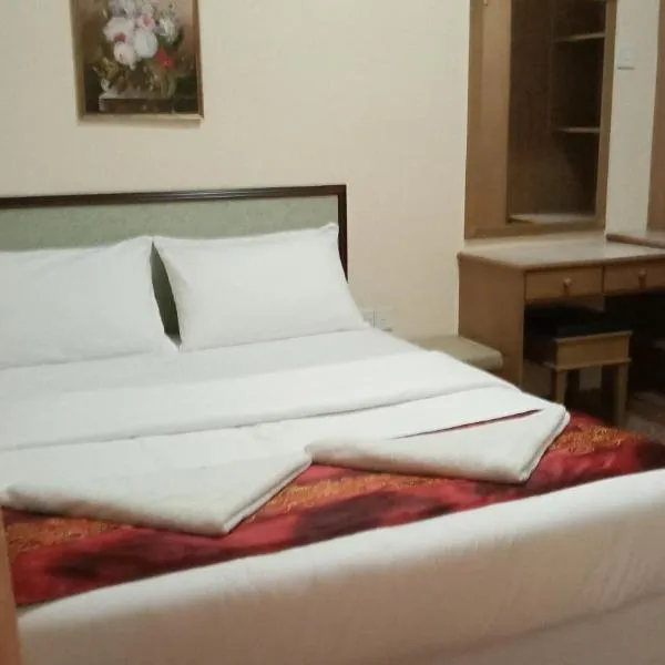 Apartment Teluk Batik, отель в городе Лумут