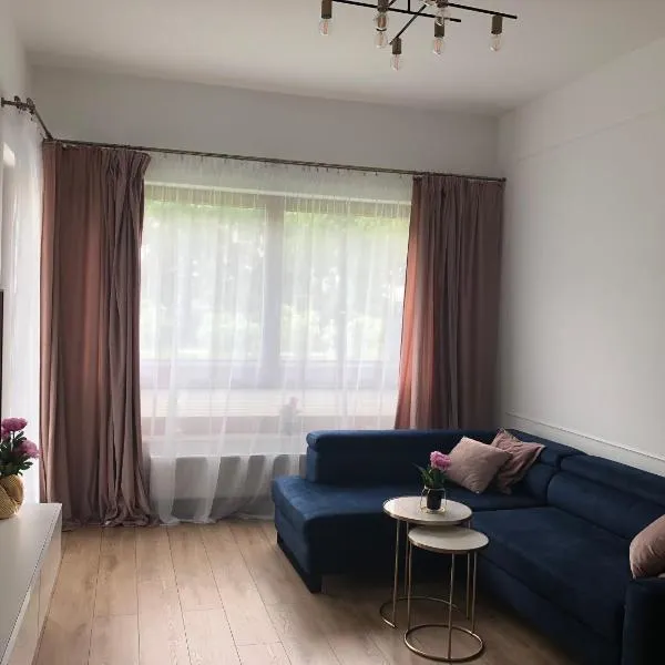 Mlociny Apartment, ξενοδοχείο σε Lomianki