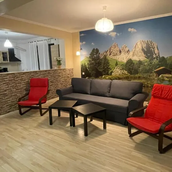 Apartament Holiday Busteni, khách sạn ở Buşteni