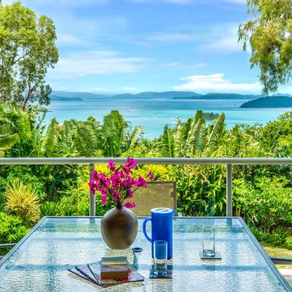 Blue Water Views Apartments, Hotel in Hamilton Island