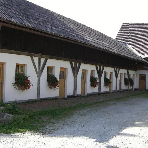 Landgasthof Düllhof, hotel u gradu 'Deggendorf'