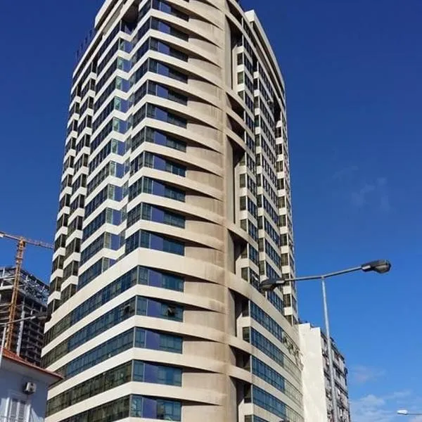 Apartamento com Vista para a Baía de Luanda, hotelli kohteessa Luanda