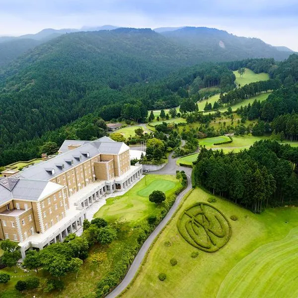 Yugashima Golf Club & Hotel Resort, hôtel à Izu