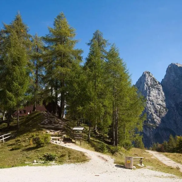 Erjavčeva mountain hut at Vršič pass, hotell i Kranjska Gora