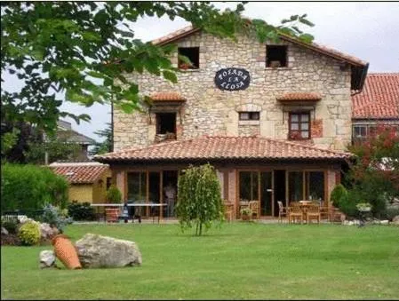 Posada La Llosa de Viveda - Adults Only: Santillana del Mar'da bir otel