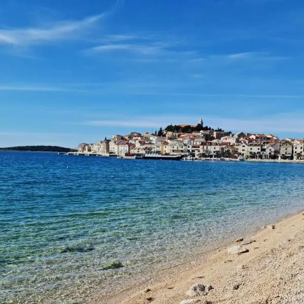 Azalea Dalmacija Luxury Rooms and Apartments, hotel en Primošten