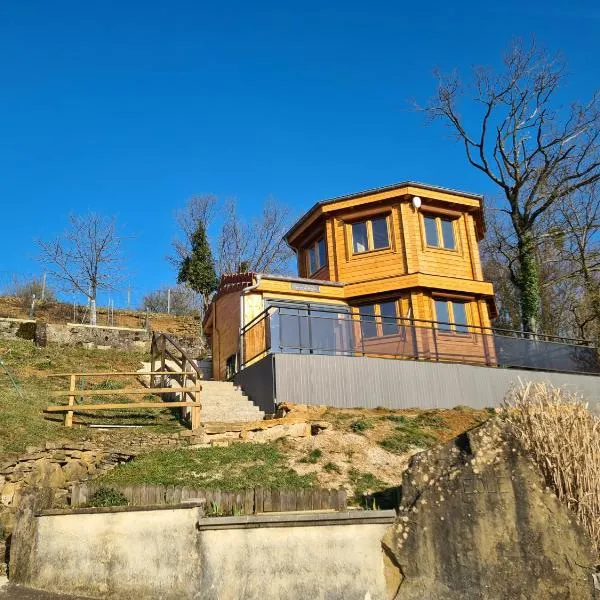 Gite chalet Au Paradis d Eole, hôtel à Comberjon