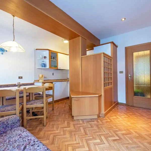 Apartments Jasmin: Selva di Val Gardena'da bir otel