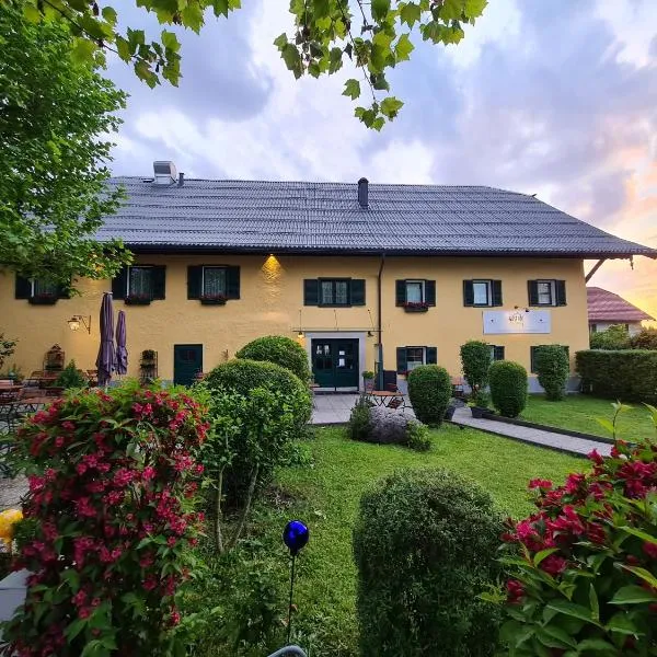 Gasthof zur Strass, hotel u Salzburgu