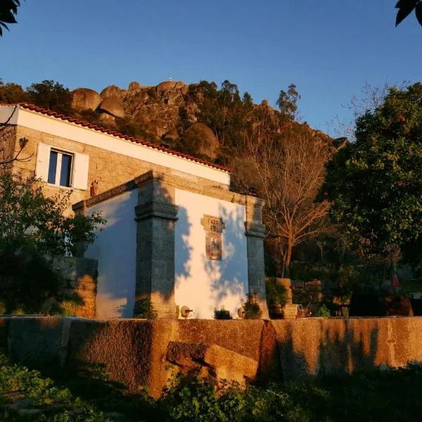 Quinta de São Pedro de Vir-a-Corça em Monsanto, Hotel in Monsanto