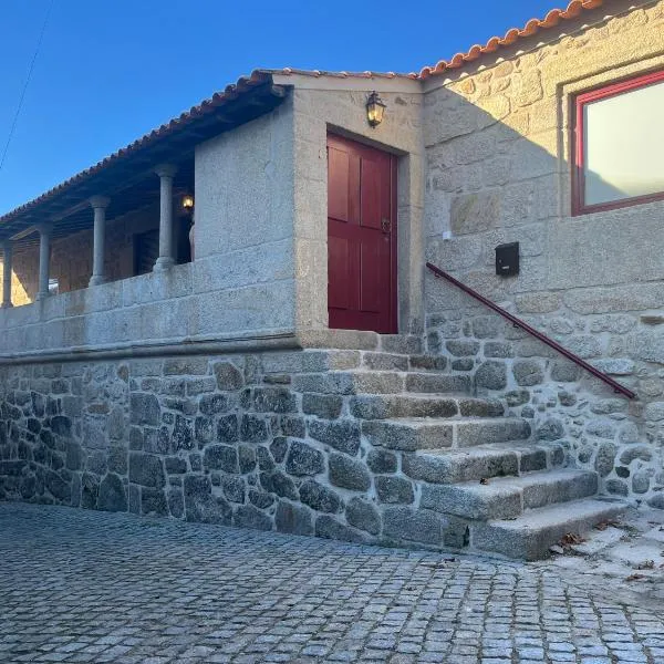 NEW Restored Solar in Villa close to RIVERS and Serra Estrela – hotel w mieście Oliveira do Hospital