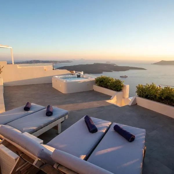 Sunset View Villa Santorini - with Outdoor Jacuzzi, hotel en Firostefani