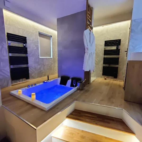 LA BULLE ROMANTIQUE, Suite avec jacuzzi privatif, hotel Liancourt városában