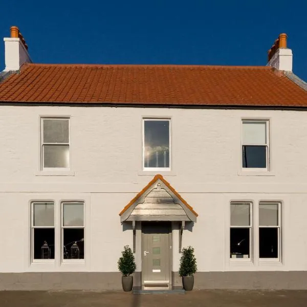 19th Century Luxury Lodge with Hot-Tub, hotel v Edinburgu