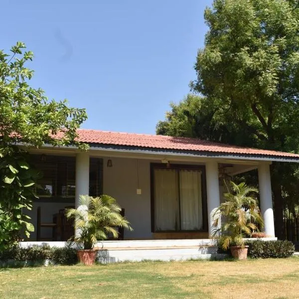 Amrapali Villa at Raghunandan Resort, hotel em Nashik