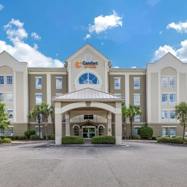 Comfort Suites Myrtle Beach Central, hotel em Myrtle Beach