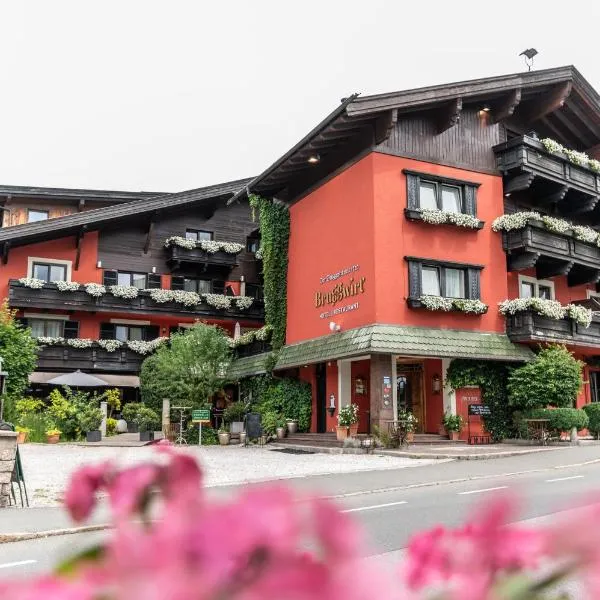 Hotel Bruggwirt，位于蒂罗尔州圣约翰的酒店