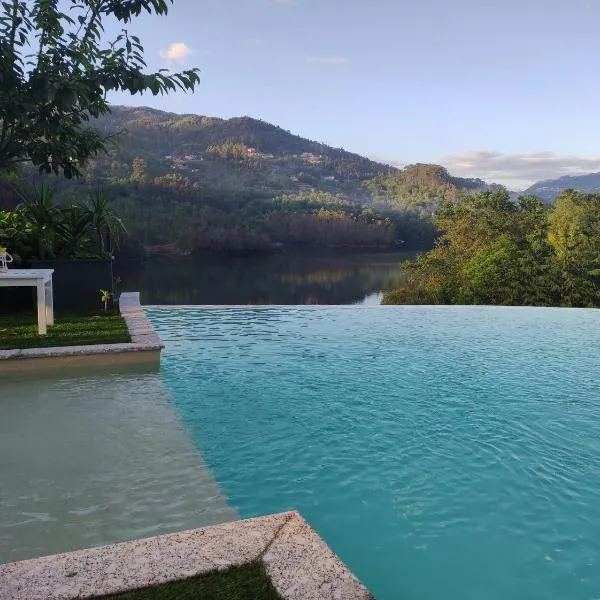 Eira House - Quinta de Fundevila, hotel di Guimarães