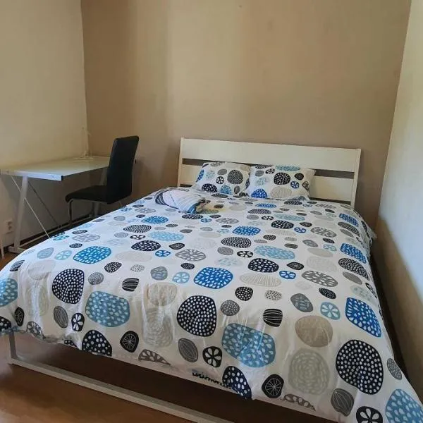 우메오에 위치한 호텔 Private Room in Shared House-Close to University and Hospital-3