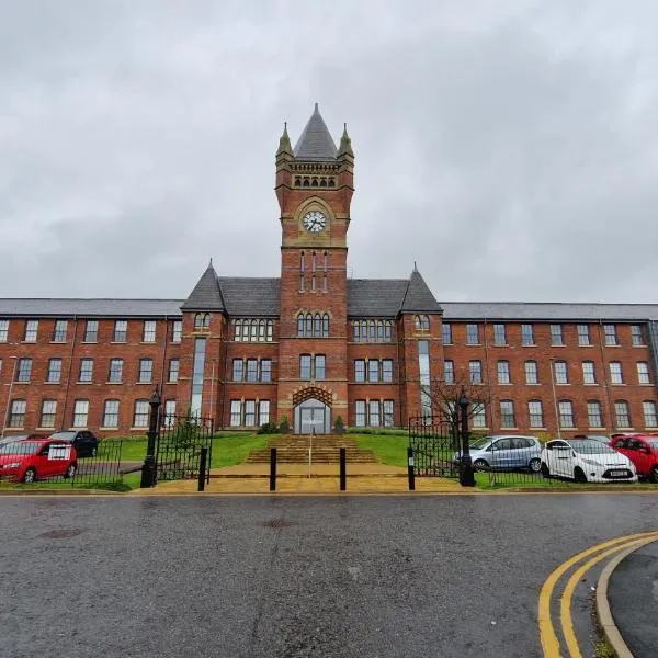 Birch Hill Clock Tower, hotel a Rochdale