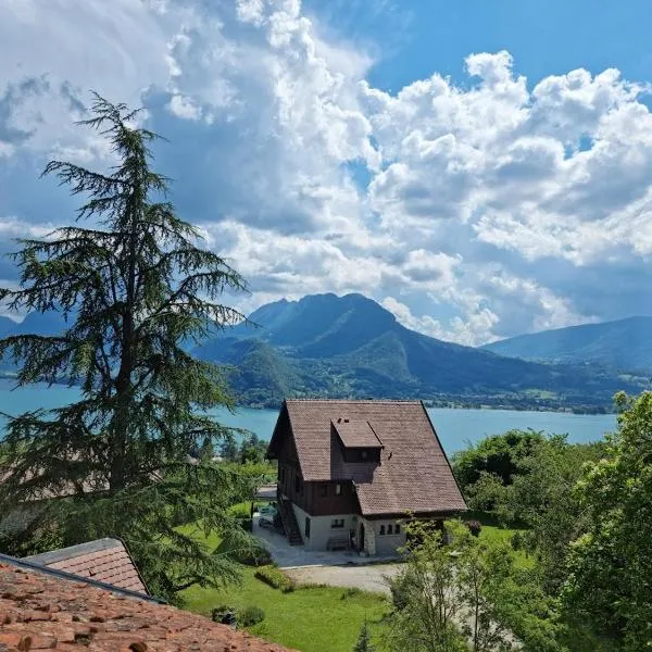 Petit studio vue lac / La Talloirdaze, hotell sihtkohas Talloires