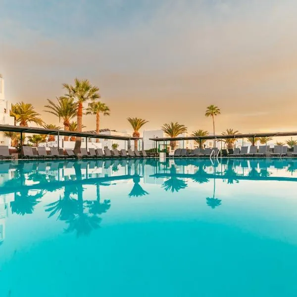 Aequora Lanzarote Suites, hotel di Puerto del Carmen