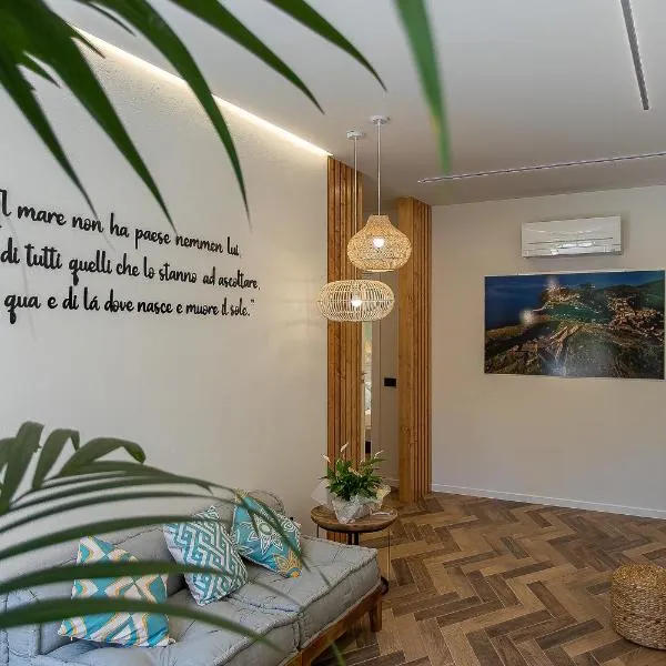 Brezza Marina Guest House, отель в Орбетелло