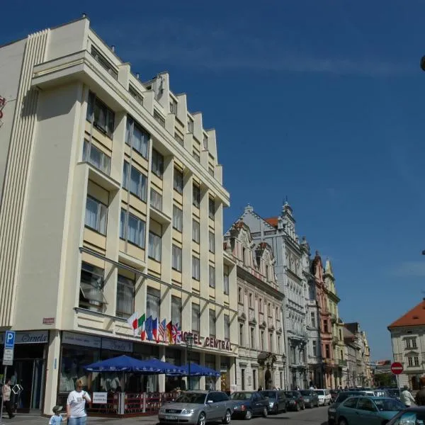 Hotel Central, hotel di Plzen