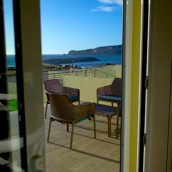 Resort Holidays Nazaré, ξενοδοχείο σε Sao Martinho do Porto