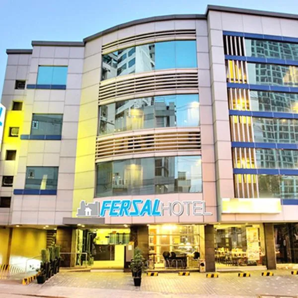 Fersal Hotel Neptune Makati, hotel a Quezon City