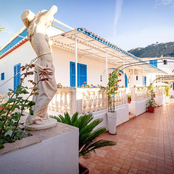 Hotel Casa Adolfo Ischia, hotelli kohteessa Ischia