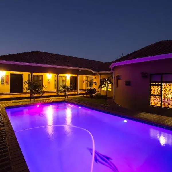 Elegant & Exclusive Boutique GuestHouse, hotel di Gaborone