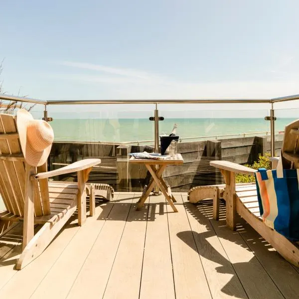 Beach Hut Suites, hotel di Chichester