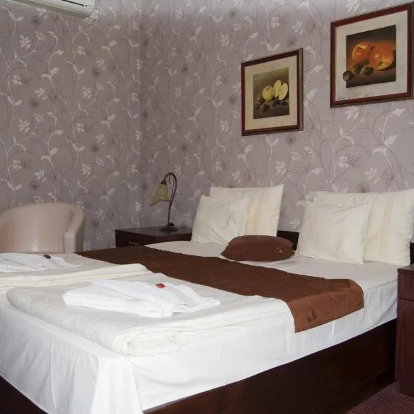 Guest House Prenoćište Piccolina, hotell sihtkohas Sombor