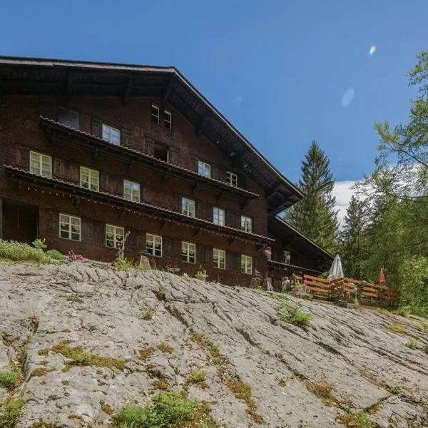 Kunst- und Naturfreundehaus Brünig – hotel w mieście Lungern