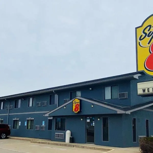 Super 8 by Wyndham Michigan City, khách sạn ở Michigan City