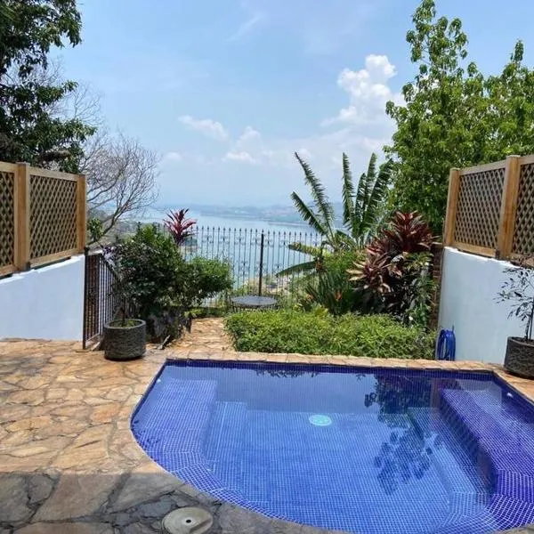 Casa Flor de Pajaro, vistas panorámicas increíbles al lago, hotel i Suchitoto