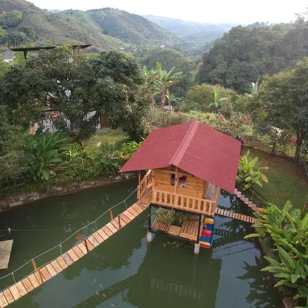 Aventura Treehouse Glamping, Hotel in Palmira