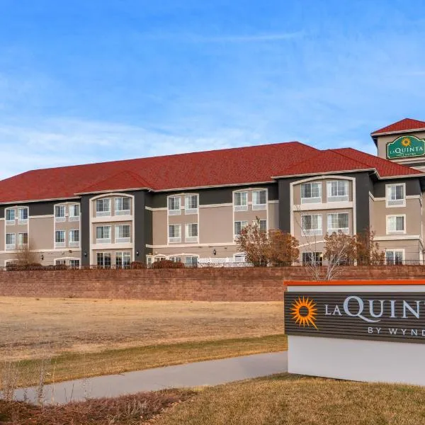 러브랜드에 위치한 호텔 La Quinta Inn & Suites by Wyndham Loveland Estes Park