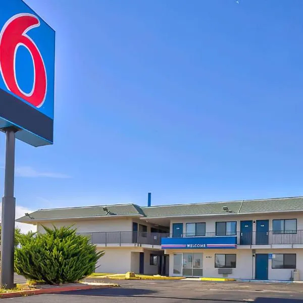 Motel 6-Tucumcari, NM, hotel v destinaci Tucumcari