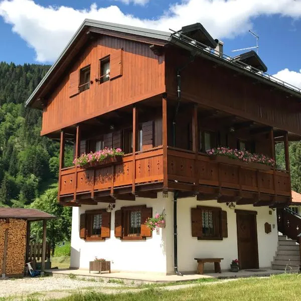 Appartamento al Tabià Pizal, hotell sihtkohas Auronzo di Cadore