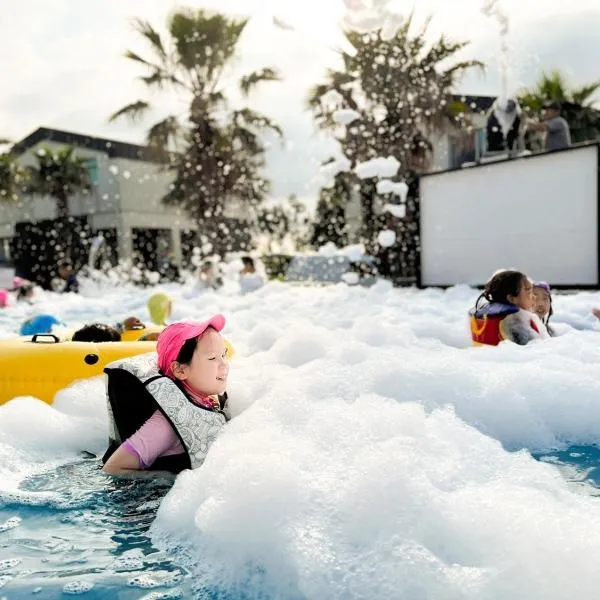 Pool and Villa Sorang, hotel v mestu Jeju