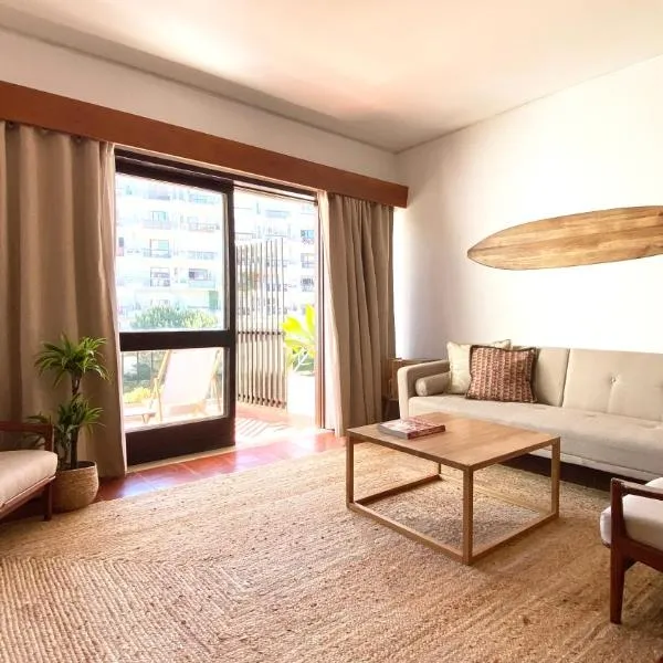 Estoril Sunny Apartment，位于埃斯托利尔的酒店