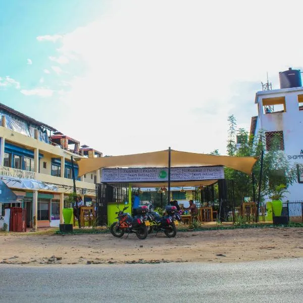 Armaan Guest House, hotel di Diani Beach