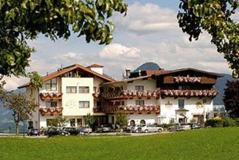 Gasthof und Hotel Rieder GmbH, hotel v destinaci Achenkirch