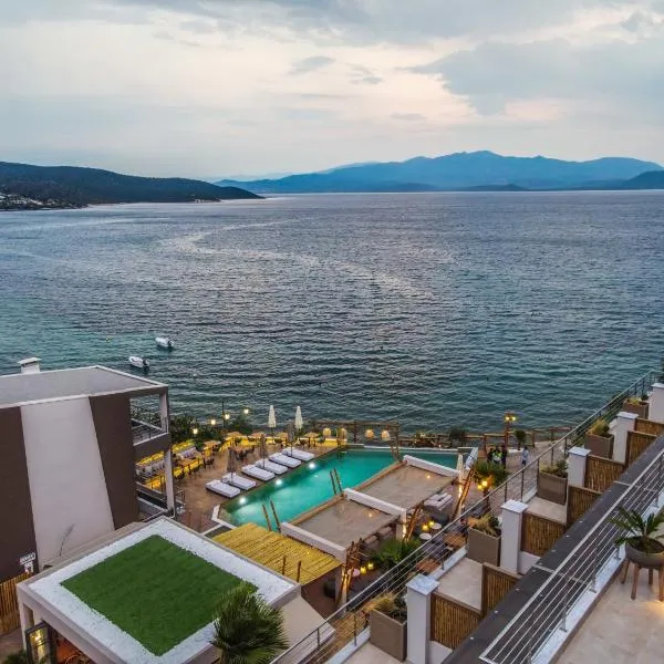 Viesnīca Del Mare Suites pilsētā Lutra Edipsu